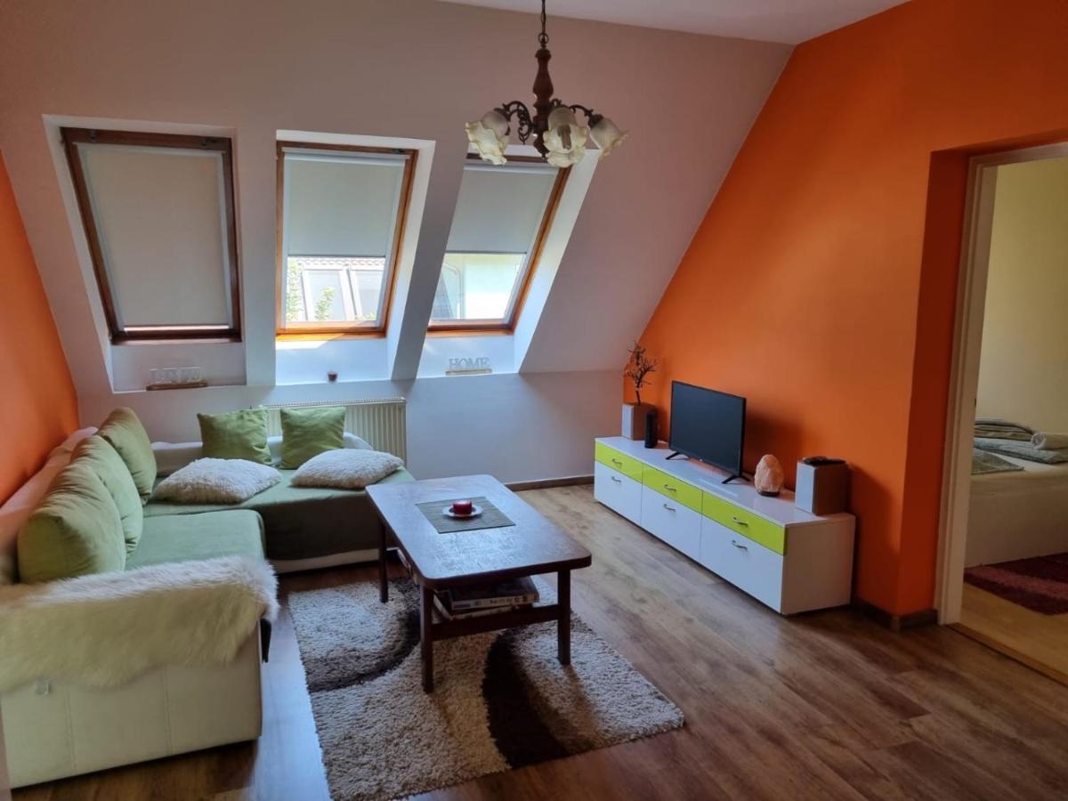 Tudor Apartman Σέγκεντ Εξωτερικό φωτογραφία